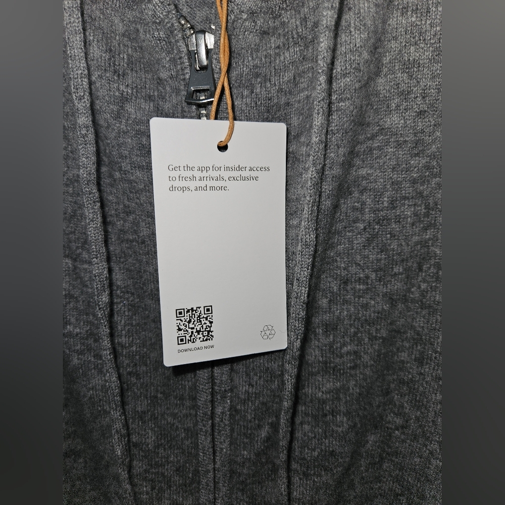 Quince Mongolian Cashmere Full-Zip Hoodie, Size Medium, Heather Grey, NWT - Picture 10 of 11
